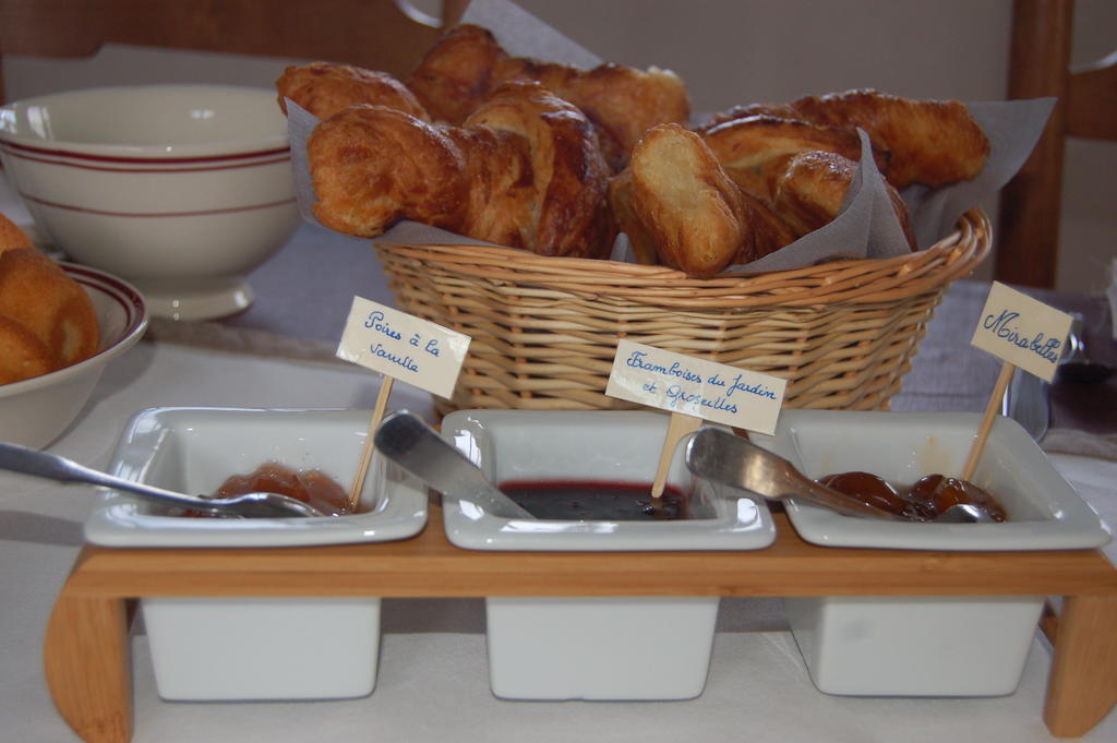 La Chaiserie La Croix-Saint-Leufroy ภายนอก รูปภาพ