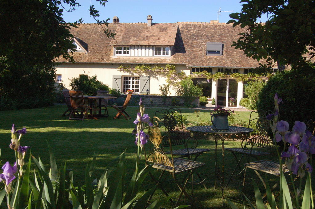 La Chaiserie La Croix-Saint-Leufroy ภายนอก รูปภาพ
