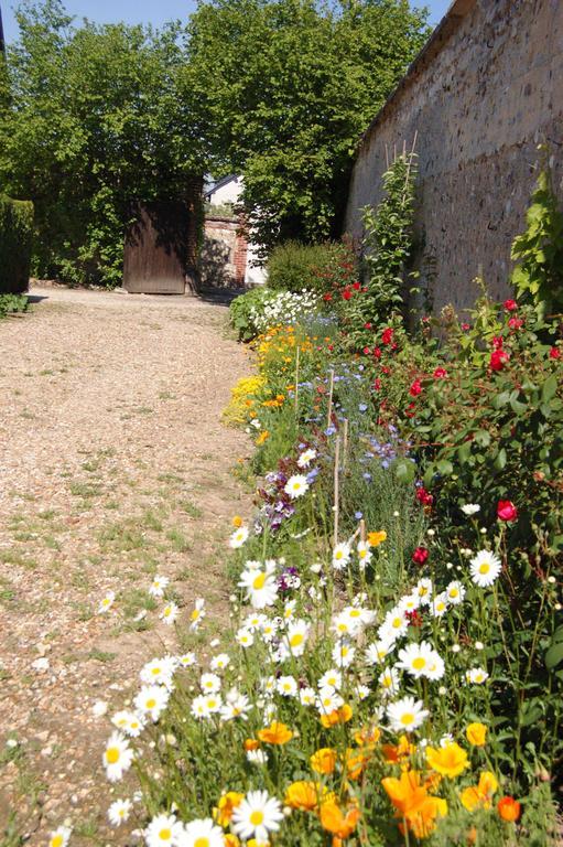 La Chaiserie La Croix-Saint-Leufroy ภายนอก รูปภาพ